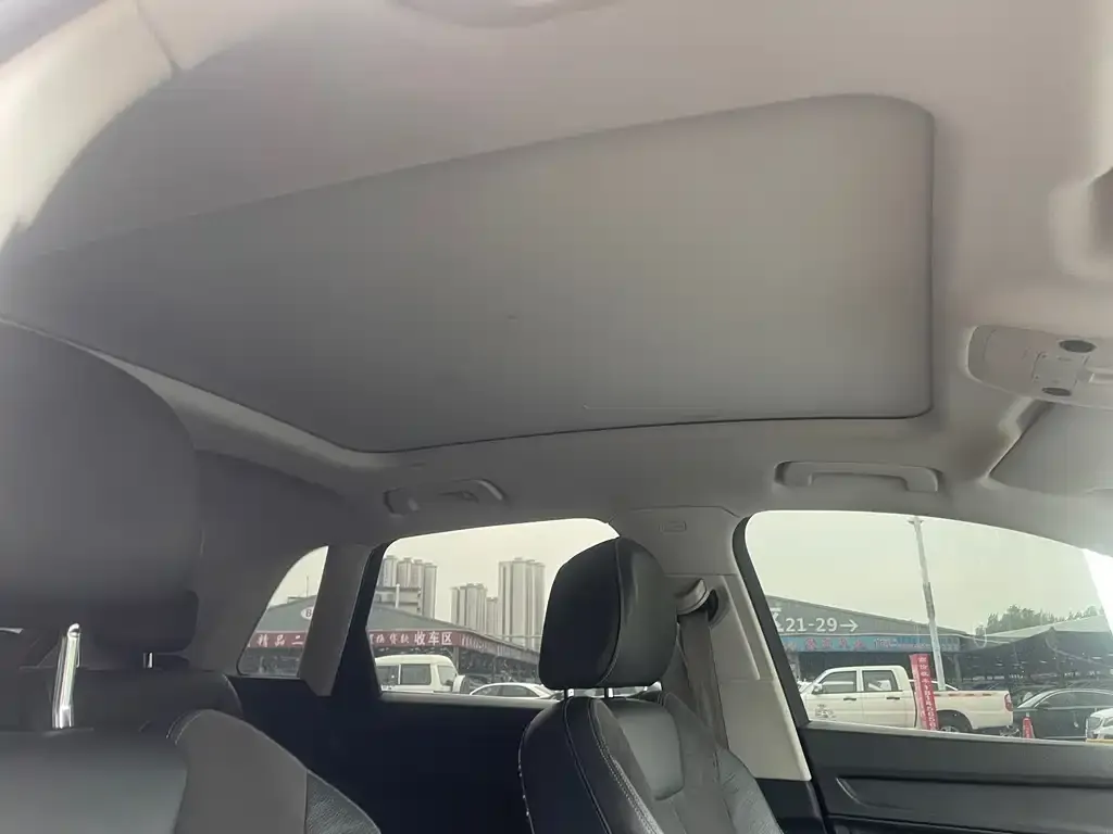 Audi Q3 2021 из CN, фото 2