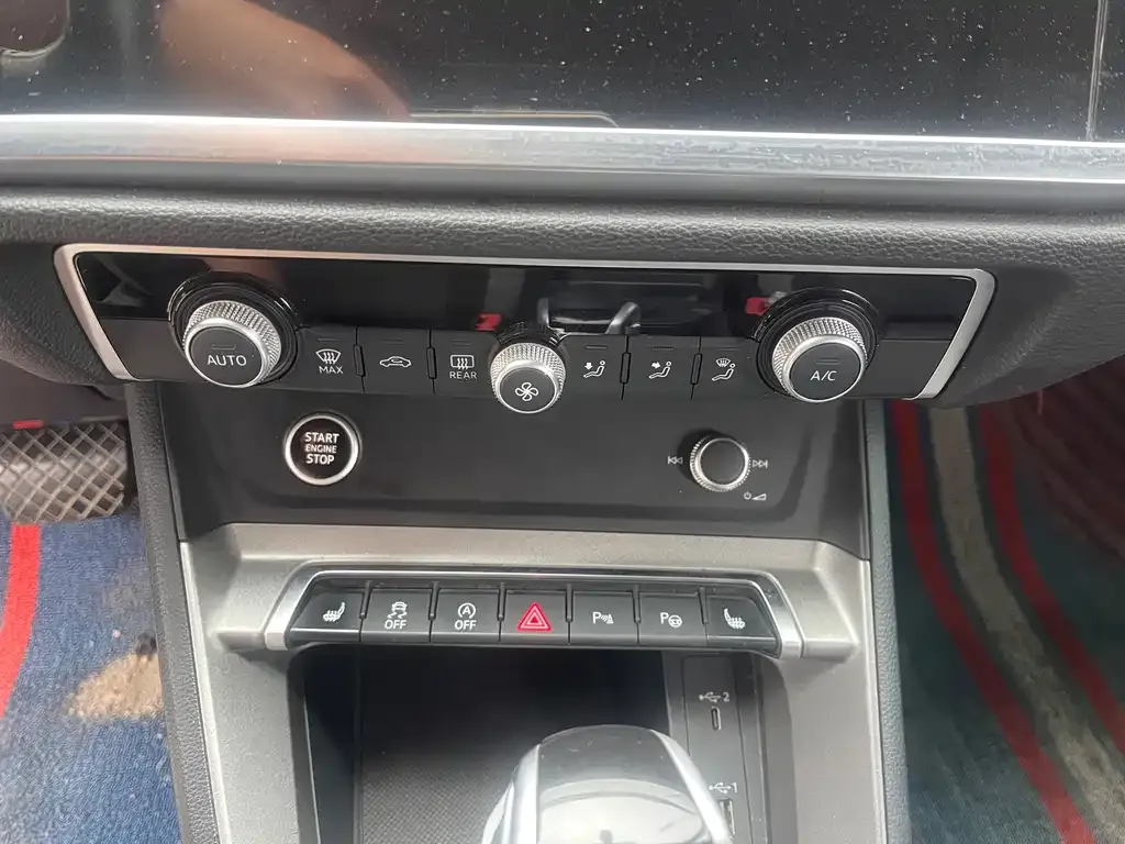 Audi Q3 2021 из CN, фото 10