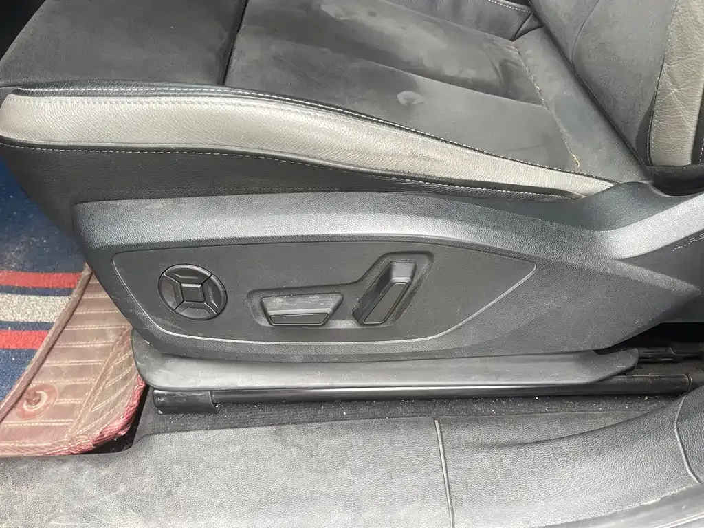 Audi Q3 2021 из CN, фото 7