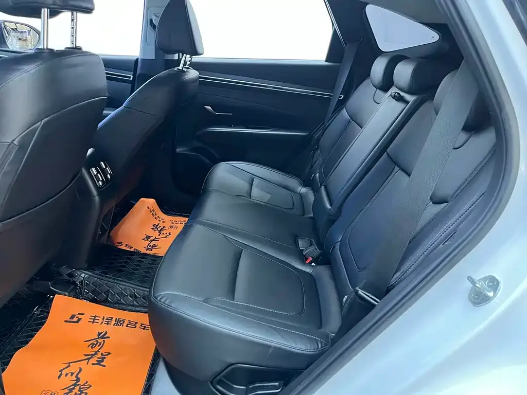 Hyundai Tucson — фото 8