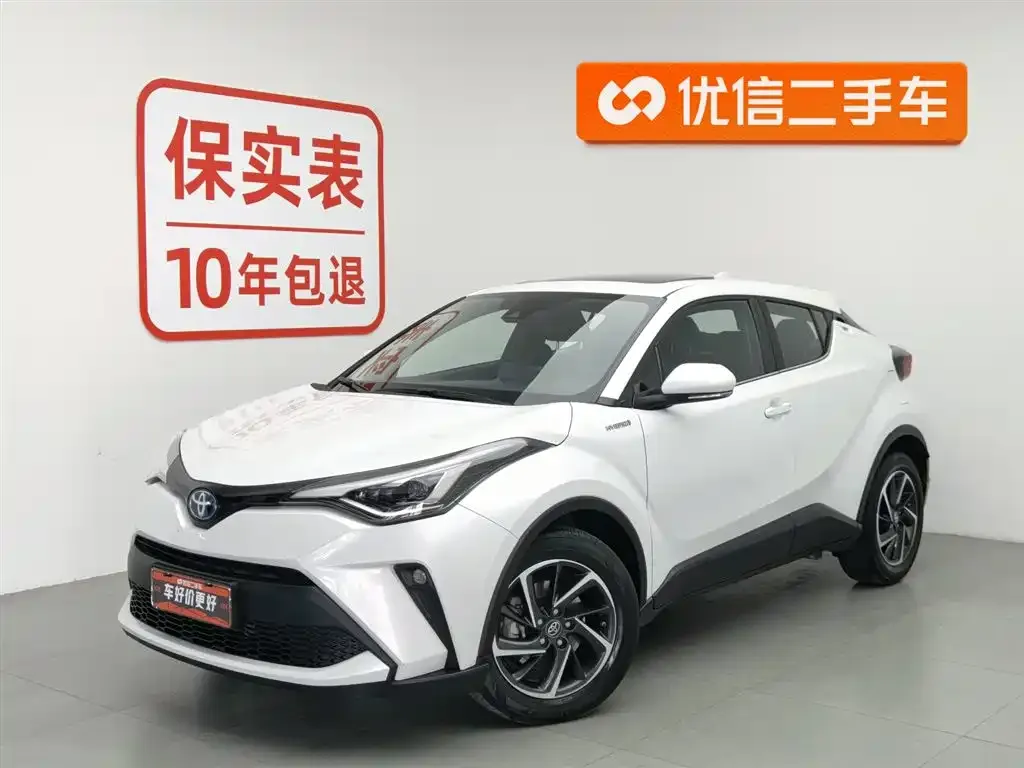 Toyota C-HR — фото 1
