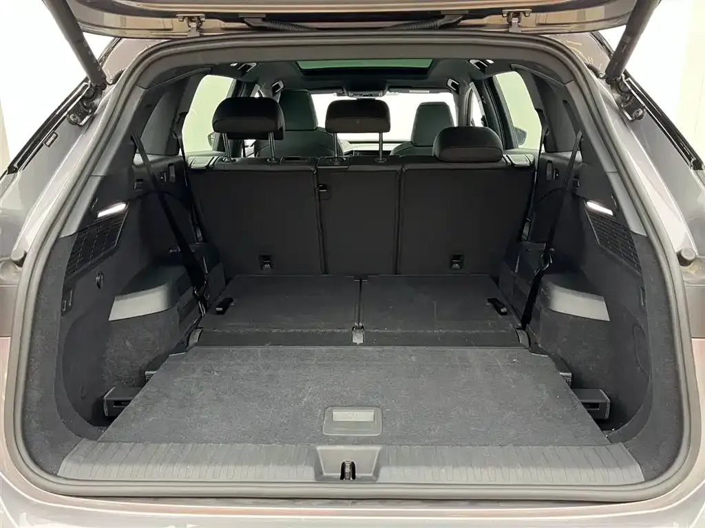 Audi Q5 e-tron 2023 из CN, фото 2