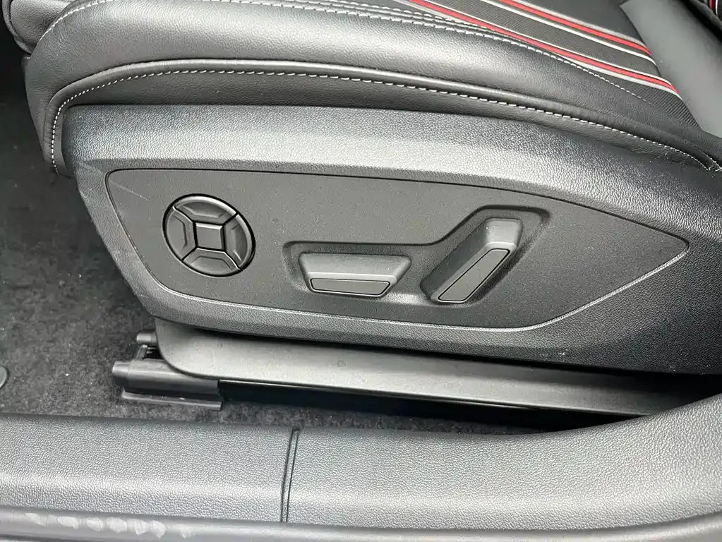 Audi A3 — фото 8