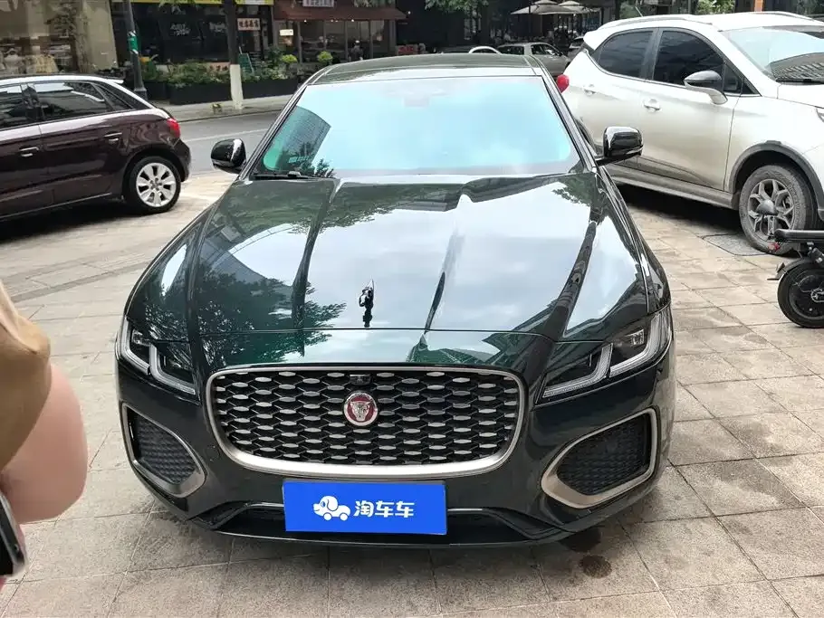 Jaguar XFL — фото 10