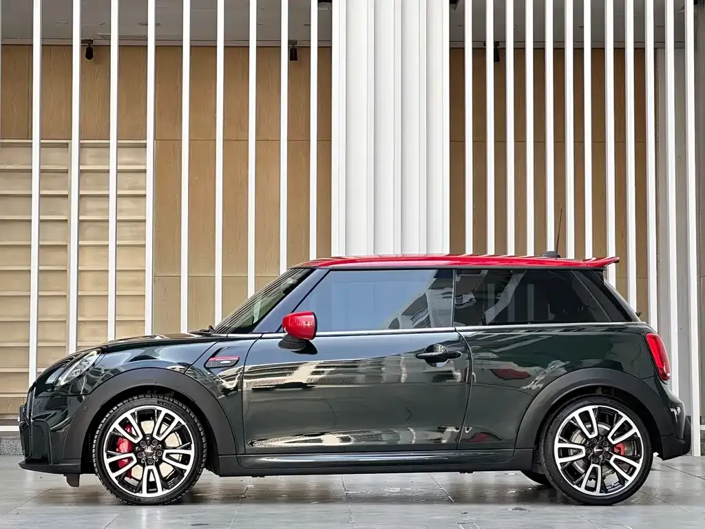 MINI JCW (John Cooper Works) — фото 4