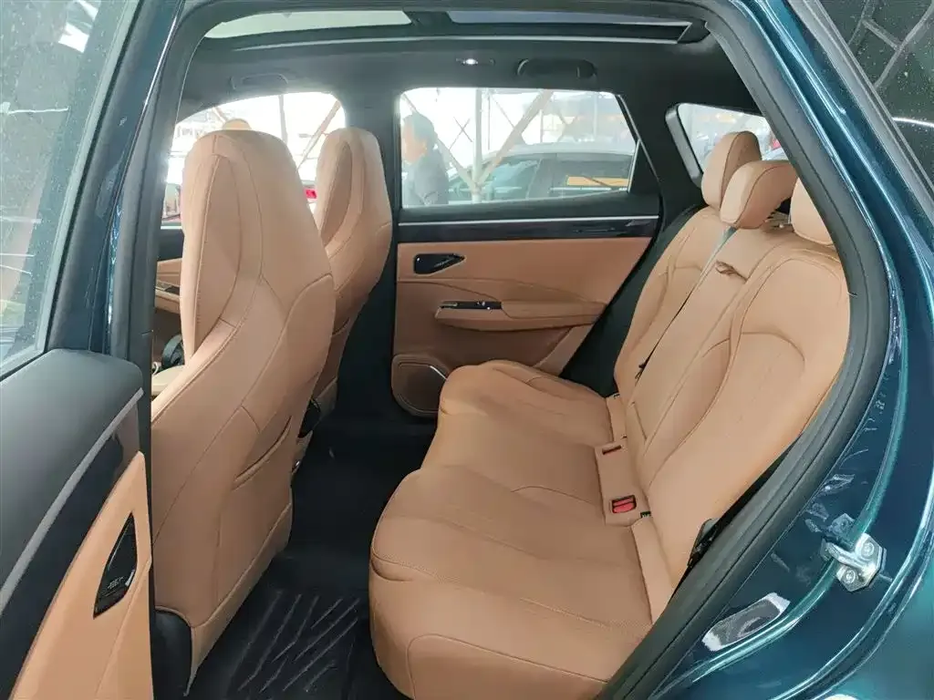 Geely Galaxy L7 — фото 6