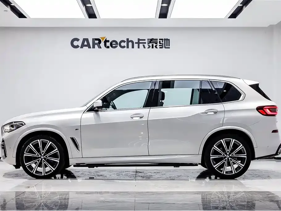 BMW X5 — фото 8
