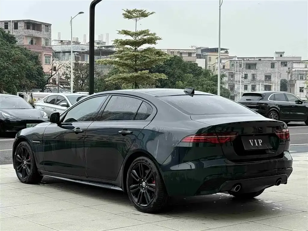 Jaguar XEL — фото 10