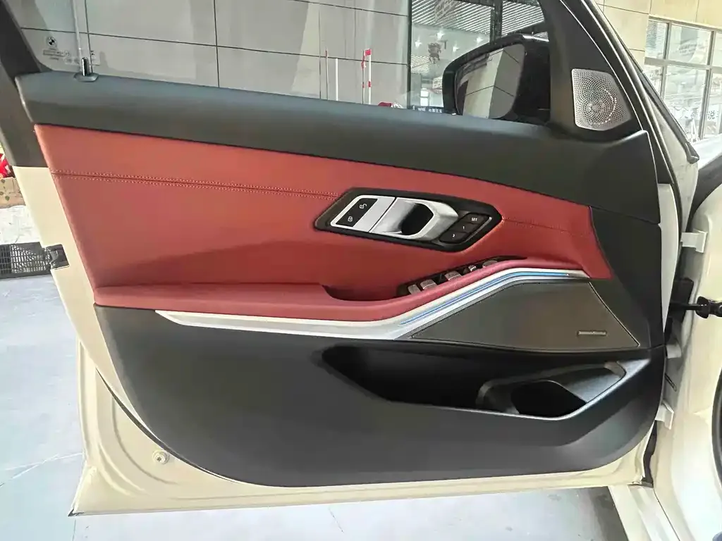 BMW 3 Series — фото 10