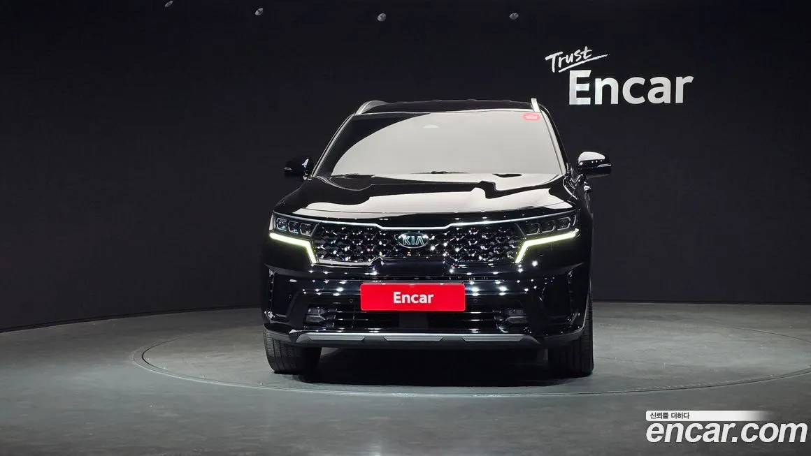 Kia Sorento — фото 8