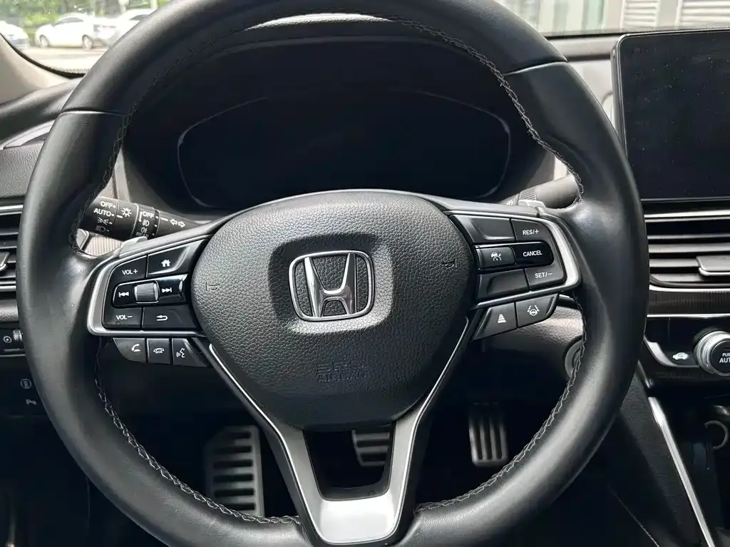 Honda Accord — фото 3