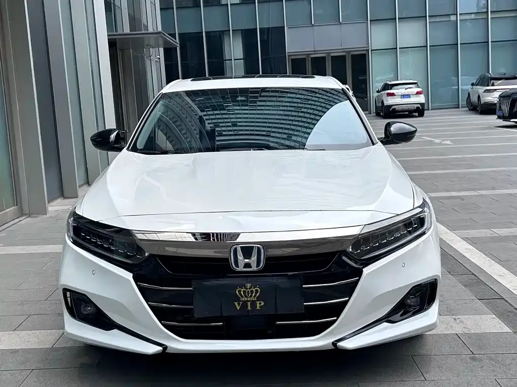 Honda Accord — фото 5