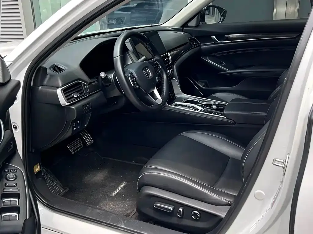 Honda Accord — фото 4