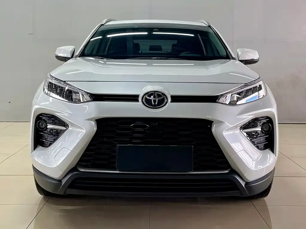 Toyota Wildlander — фото 1