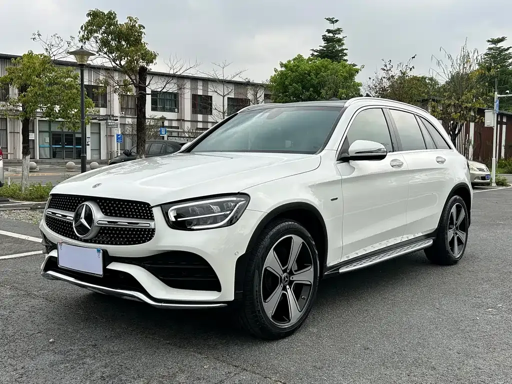 Mercedes-Benz GLC — фото 1