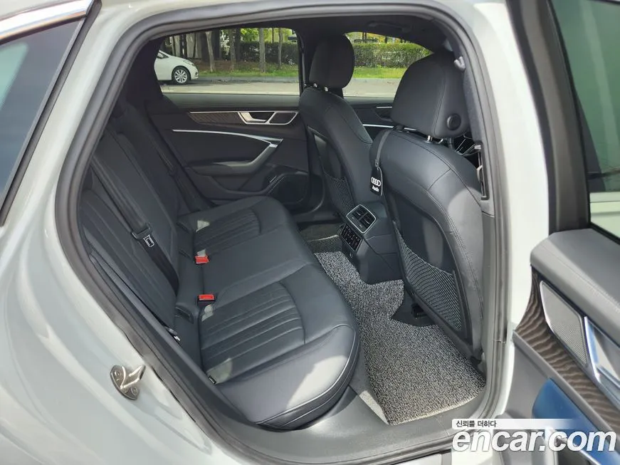 Audi A6 2021 из KR, фото 2