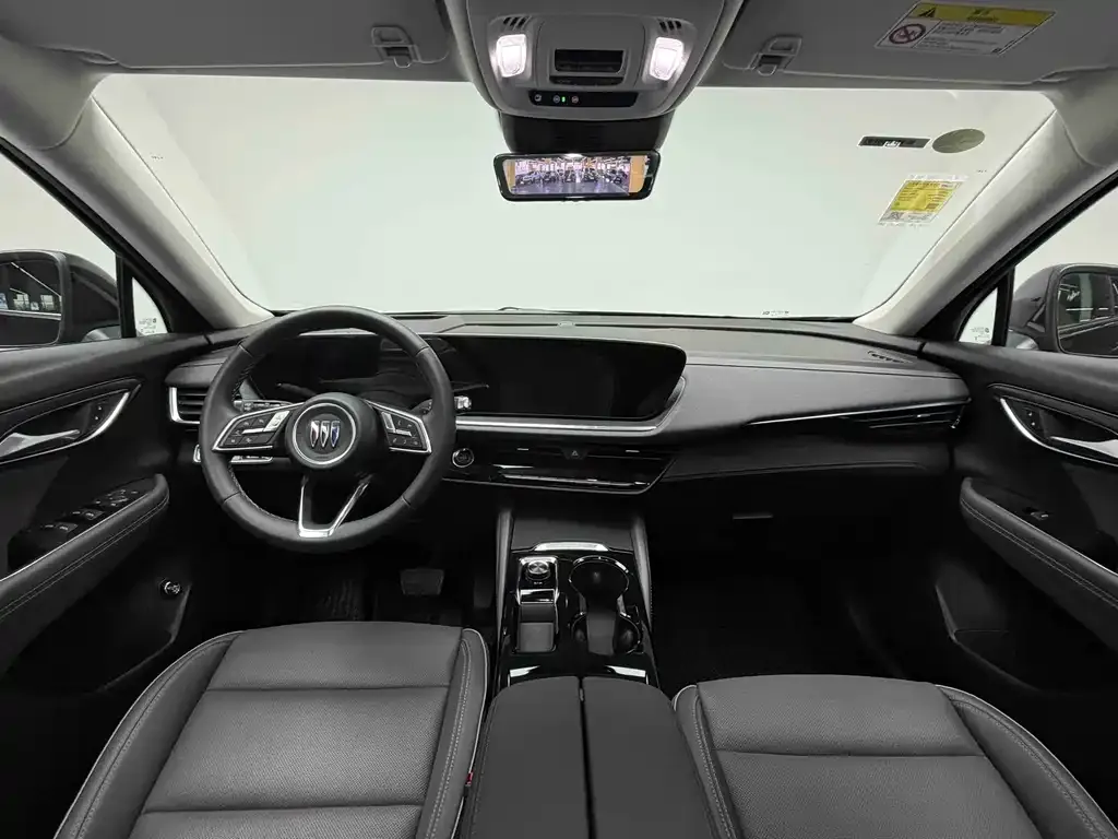Buick Envision Plus — фото 10