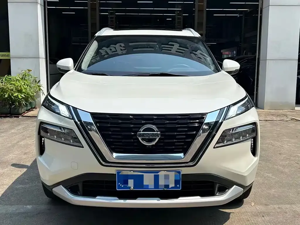 Nissan X-Trail 2022 из CN, фото 2