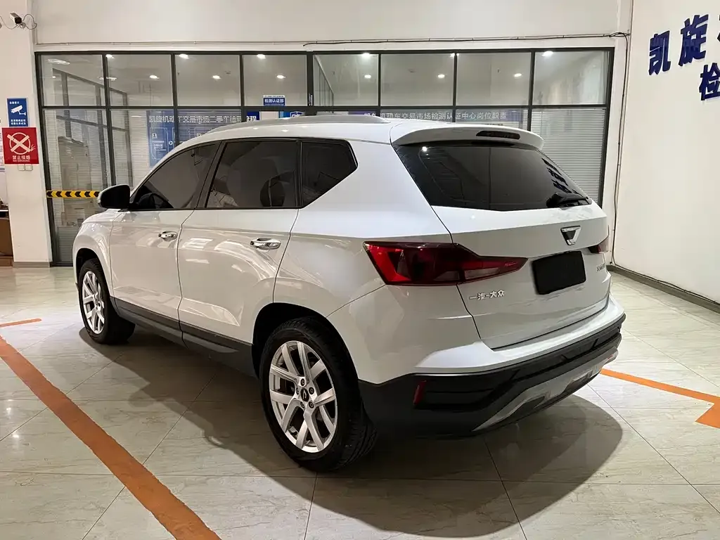 Jetta VS5 2022 из CN, фото 8