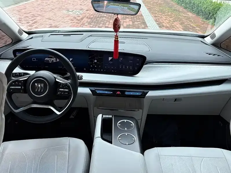 Buick GL8 Hybrid — фото 8