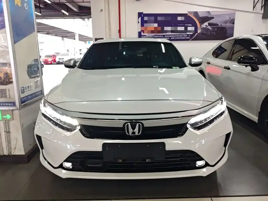 Honda Inspire — фото 6