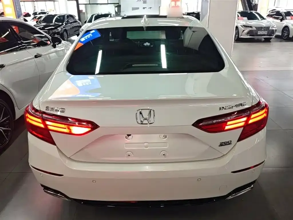 Honda Inspire — фото 9