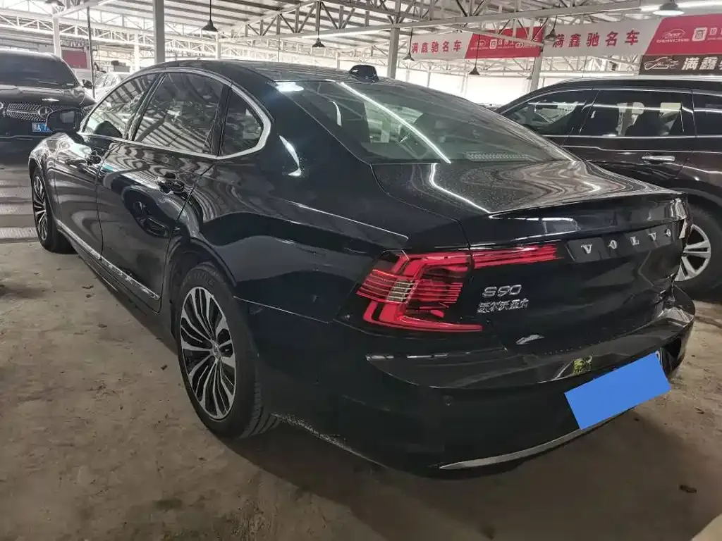Volvo S90 — фото 2