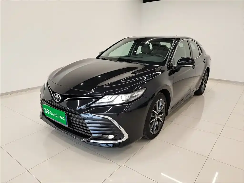 Toyota Camry 2023 из CN, фото 3