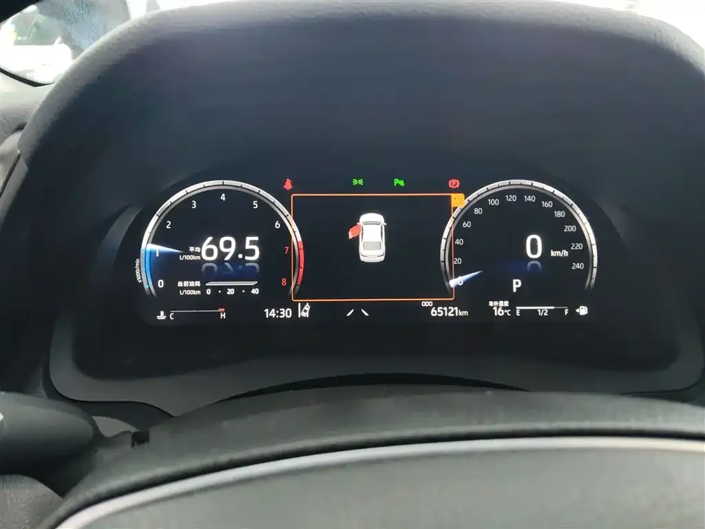 Toyota Camry 2023 из CN, фото 6