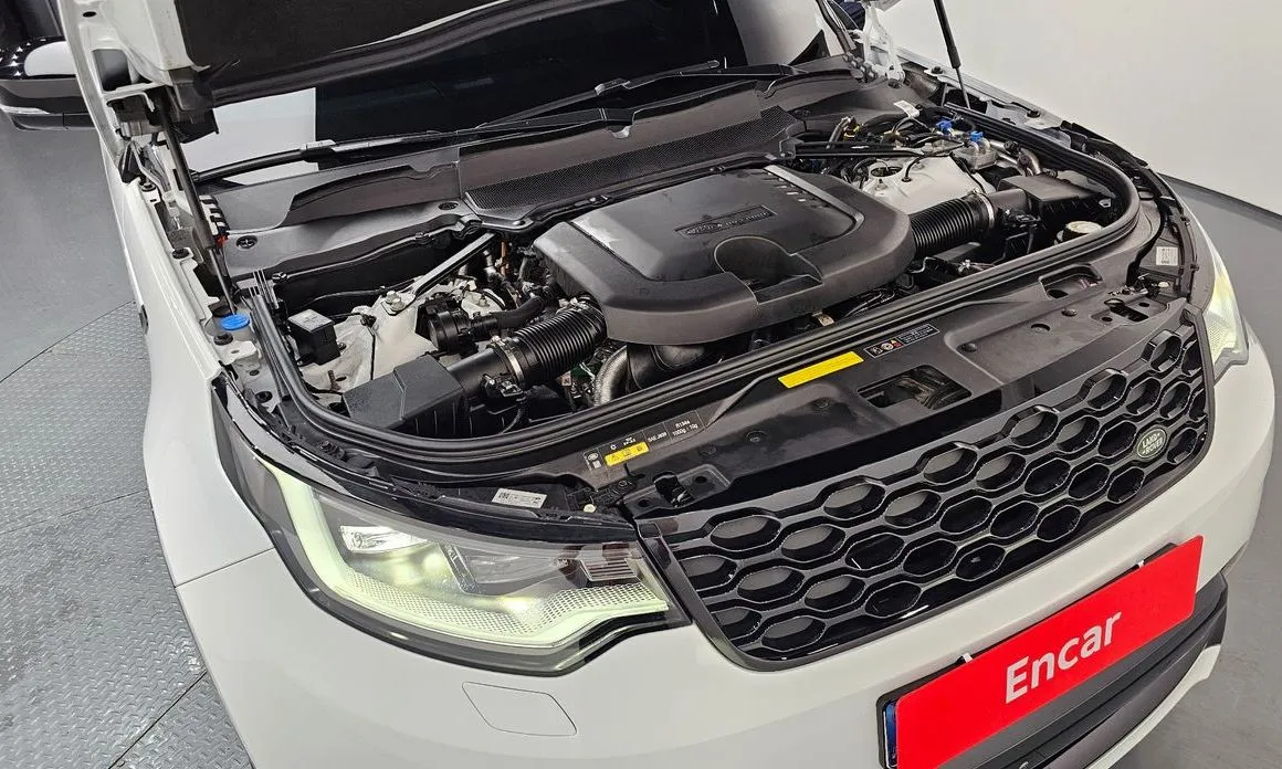 Land Rover Discovery 2025 из KR, фото 10