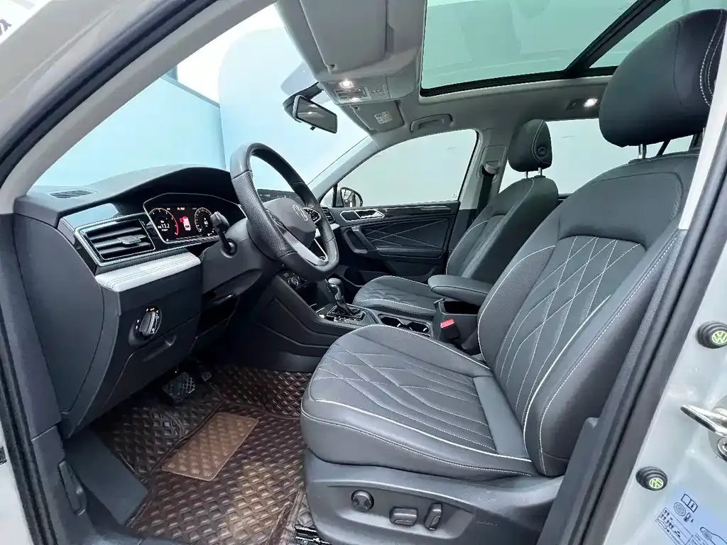 Volkswagen Tiguan L 2022 из CN, фото 10