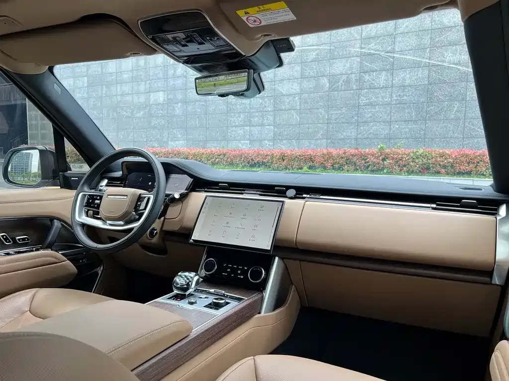 Land Rover Range Rover 2025 из CN, фото 2