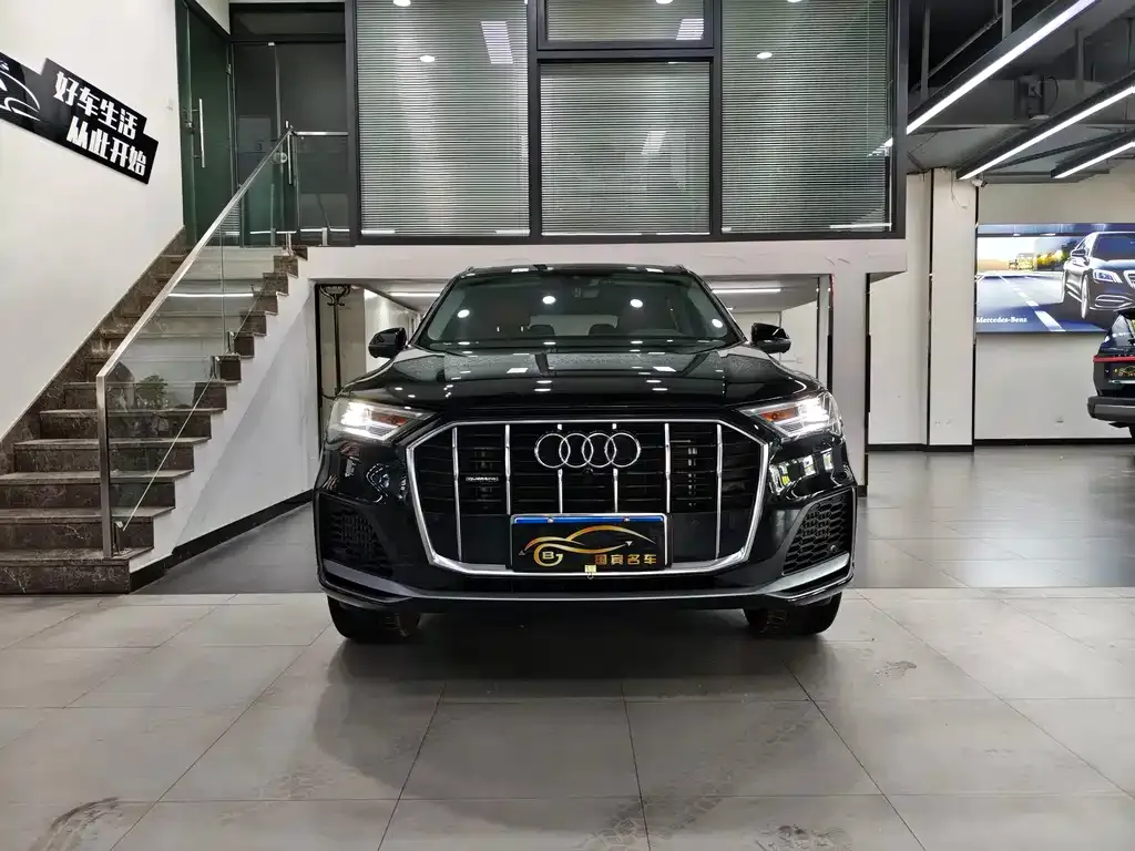 Audi Q7 2022 из CN, фото 7