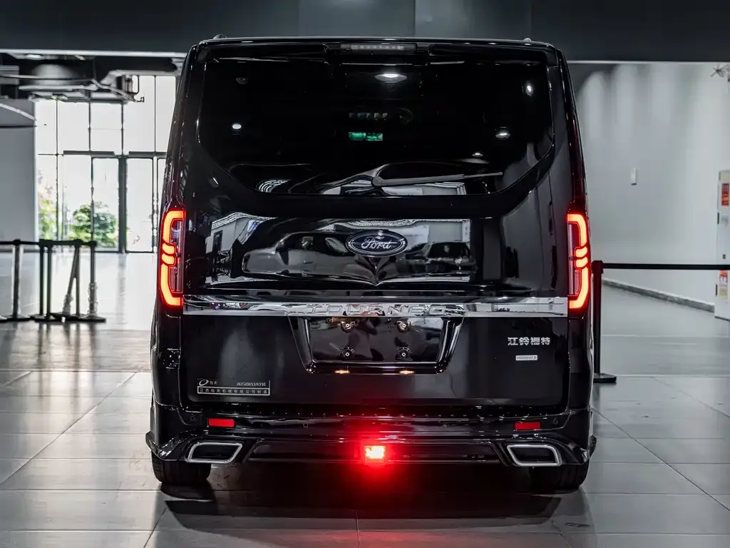 Ford Tourneo 2024 из CN, фото 3