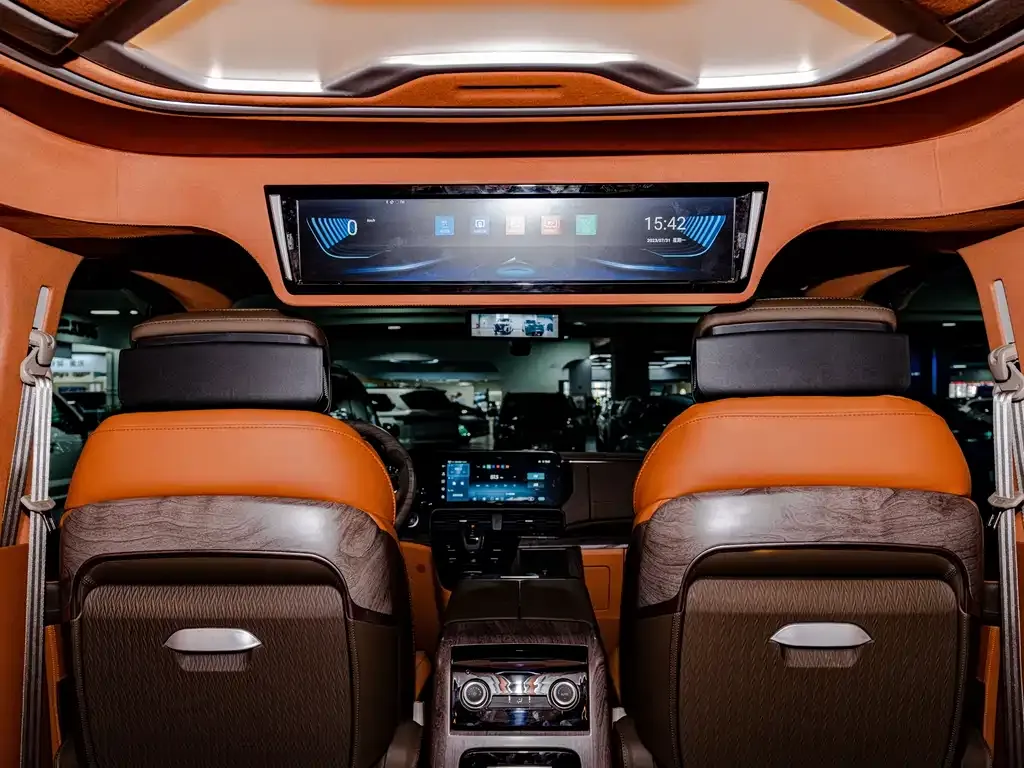 Ford Tourneo 2024 из CN, фото 9