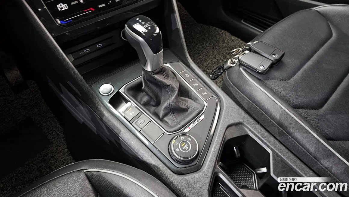 Volkswagen Tiguan 2021 из KR, фото 6