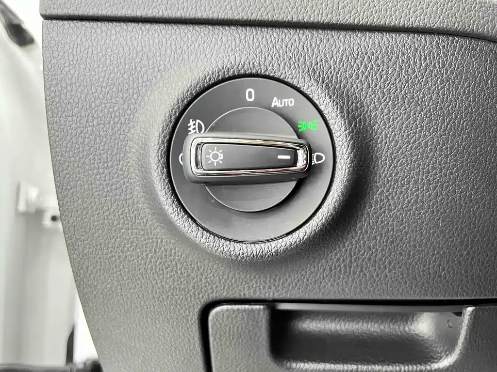 Skoda Superb — фото 10