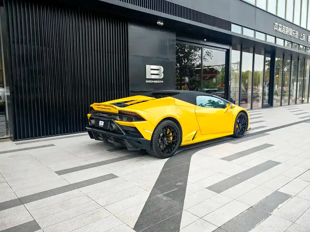 Lamborghini Huracan — фото 2