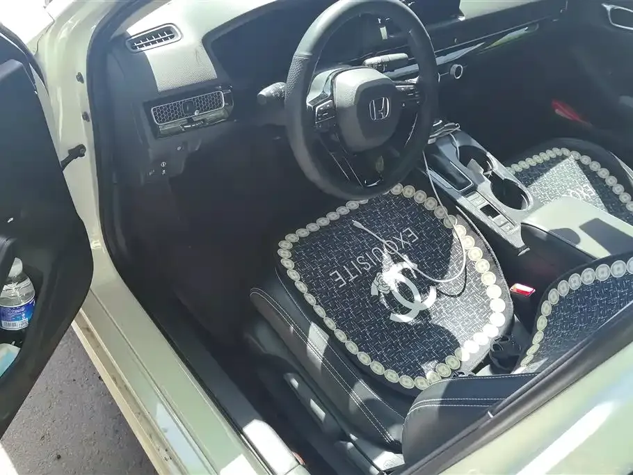 Honda Civic — фото 8