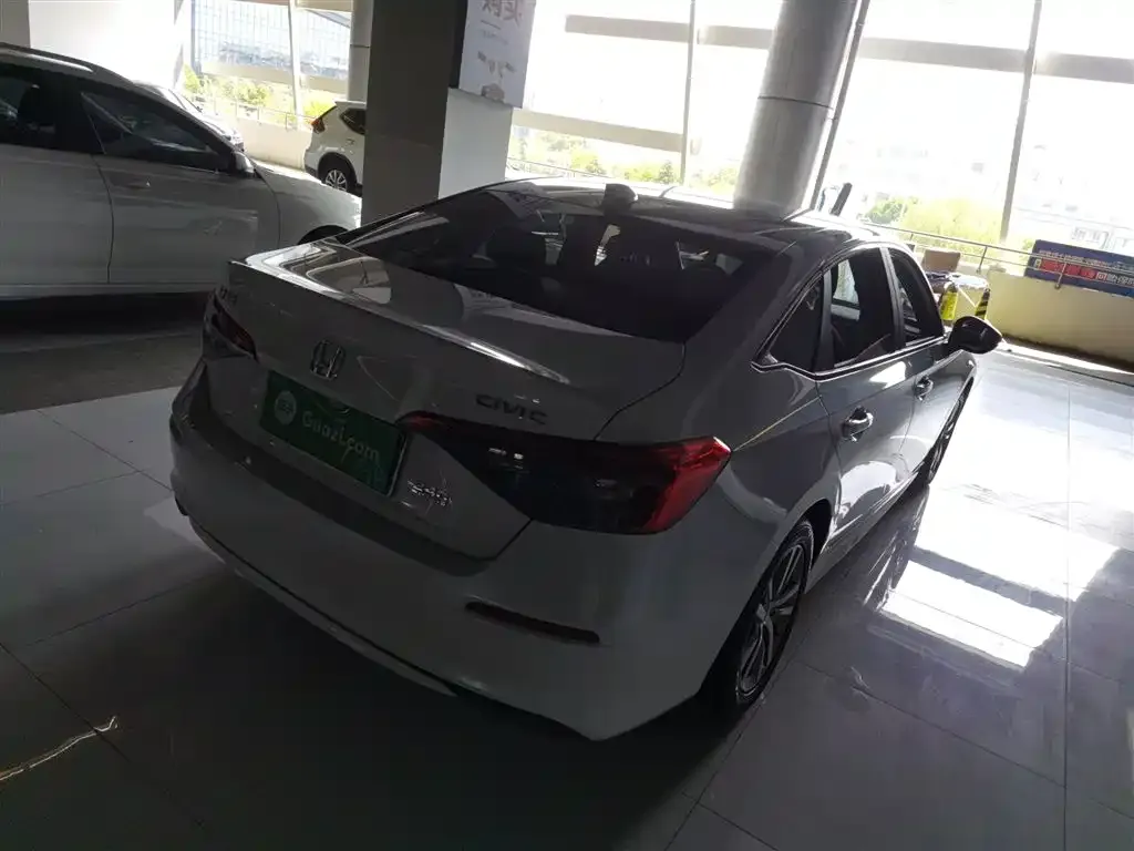 Honda Civic — фото 7