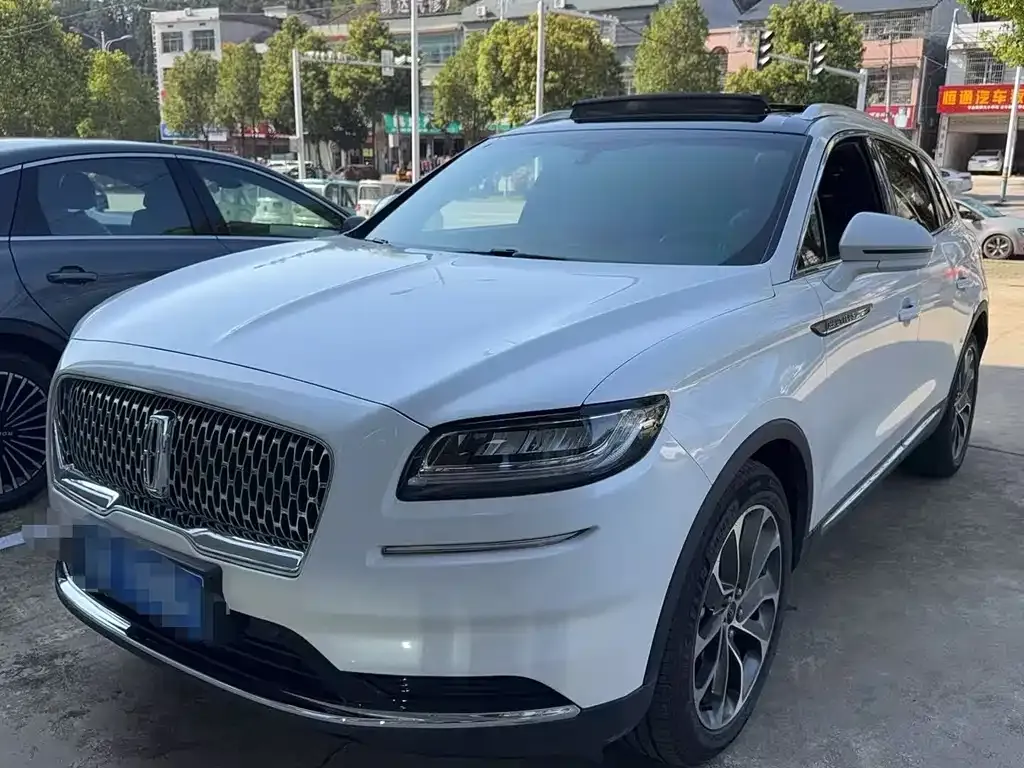 Lincoln Nautilus