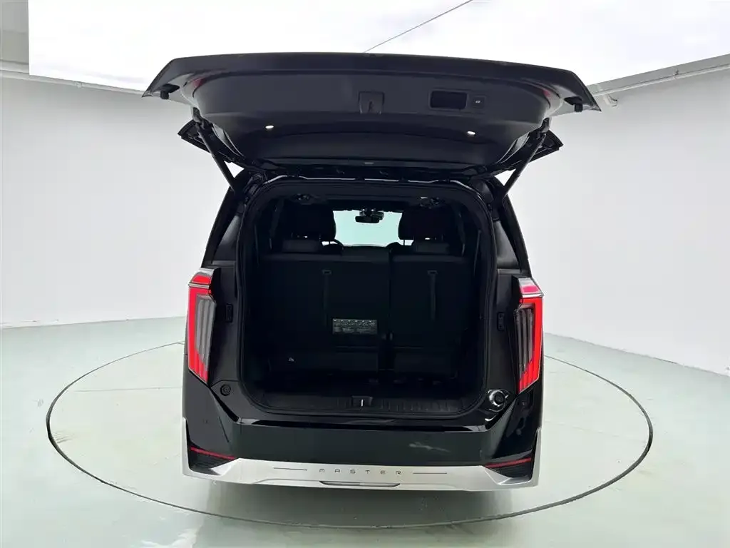 GAC Motor Trumpchi M8 — фото 4