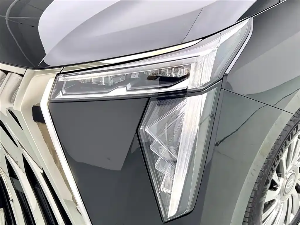 GAC Motor Trumpchi M8 — фото 10