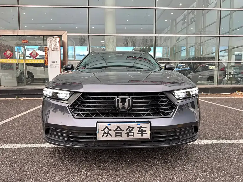 Honda Accord — фото 8