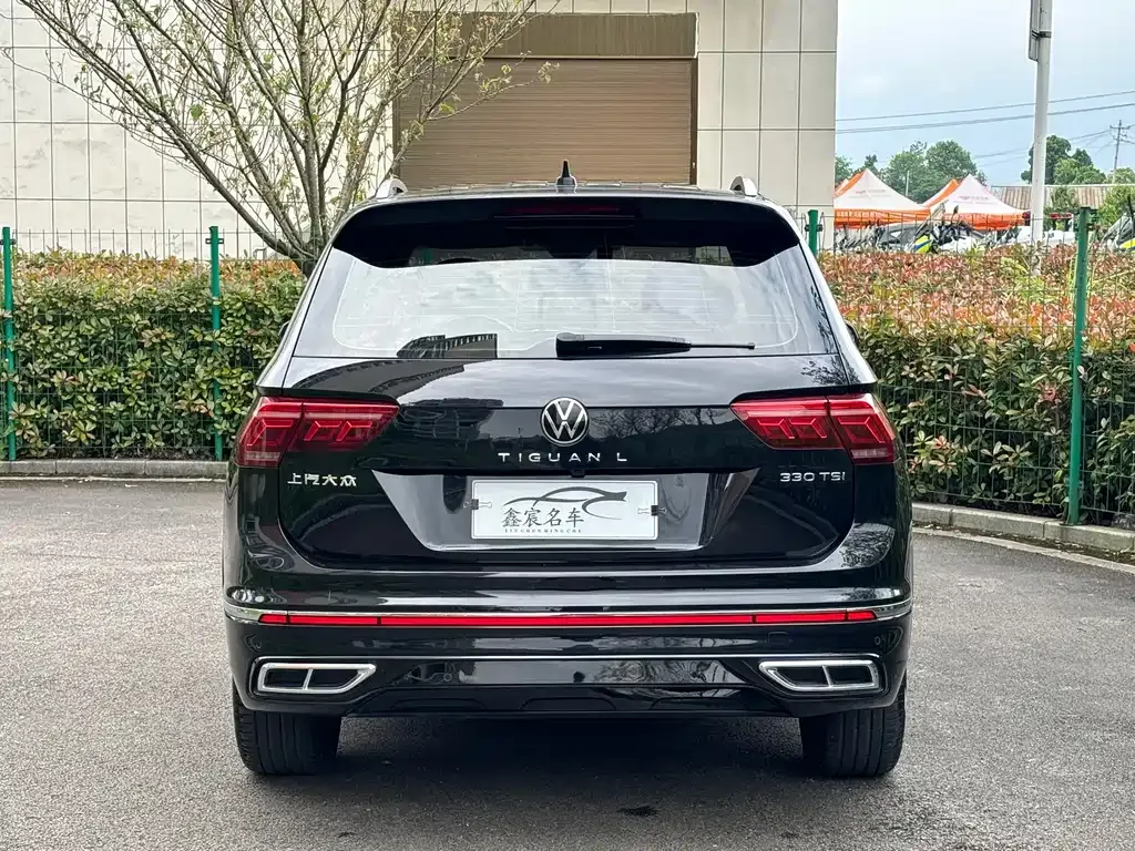 Volkswagen Tiguan L — фото 4