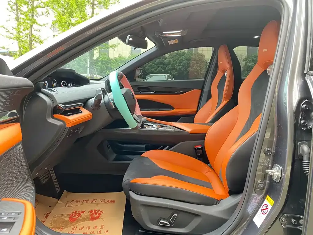 Changan UNI-V 2023 из CN, фото 3