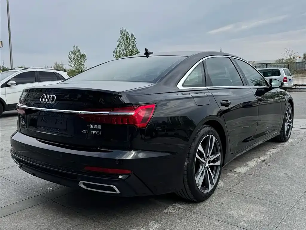 Audi A6L — фото 7