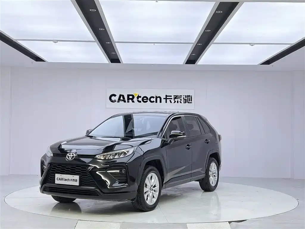 Toyota Wildlander — фото 1