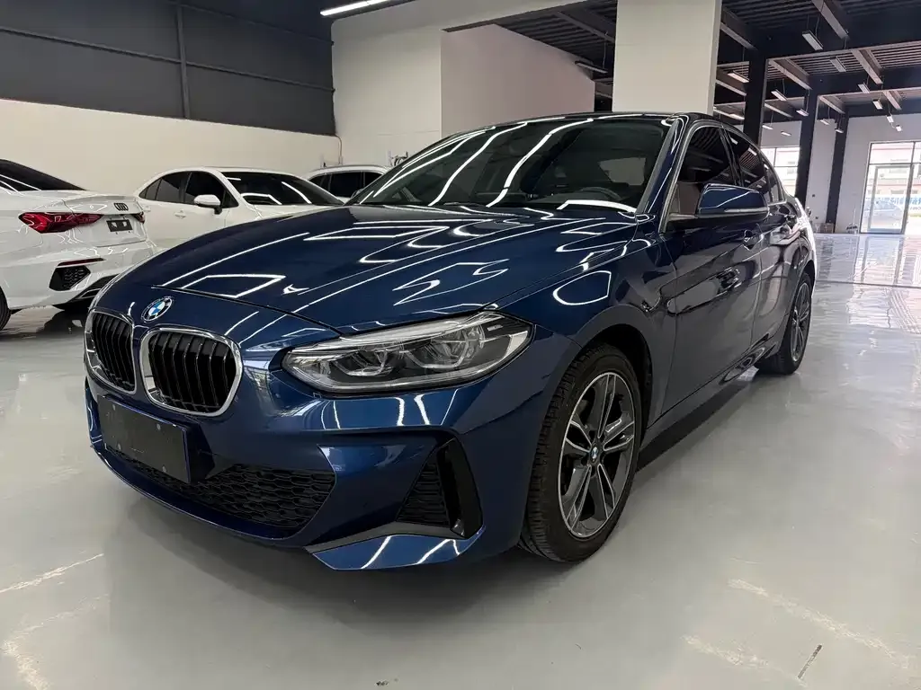 BMW 1 Series — фото 1