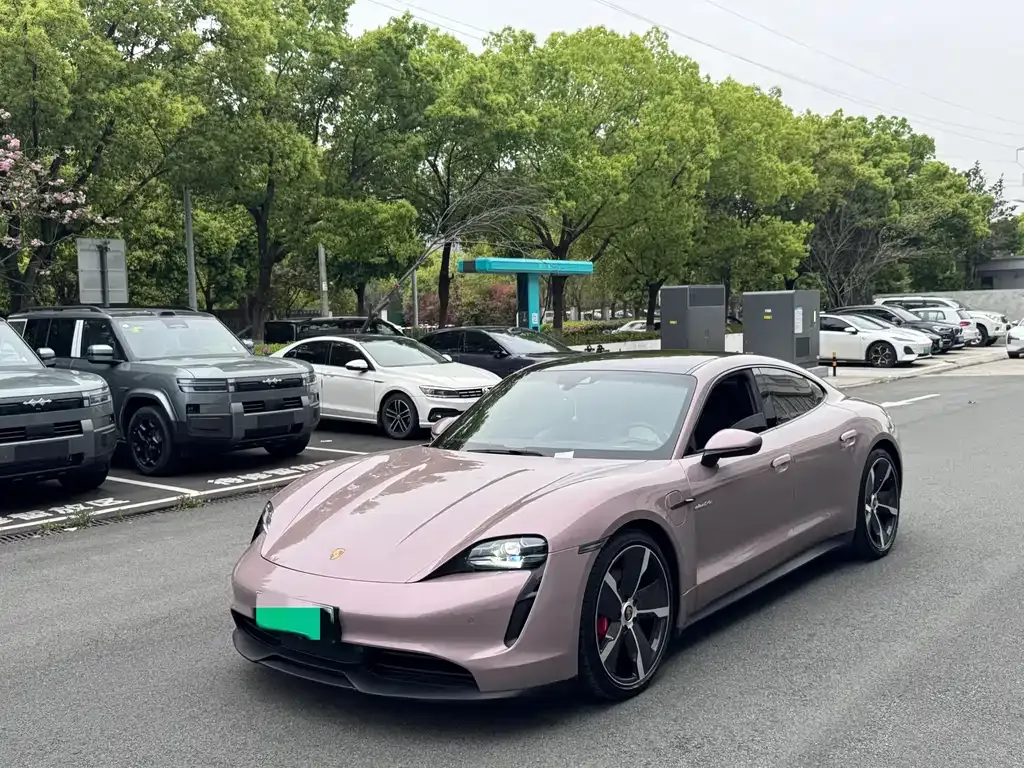 Porsche Taycan